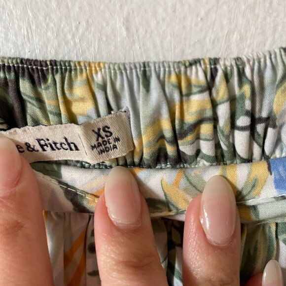 Abercrombie & Fitch Tropical Palm Print Skirt and Top Set - Picture 6 of 7